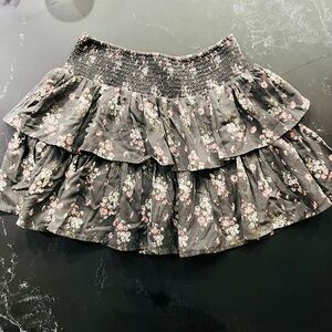 Aerie Floral Smocked Tiered Ruffle Mini Skirt – Women’s Medium